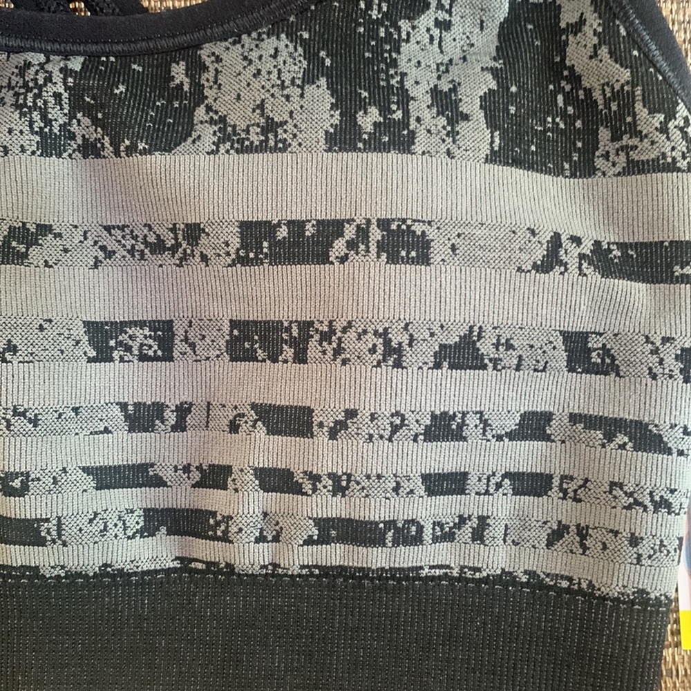 NWT NUX USA Along The Lines Bra color mineral - Picture 4 of 12